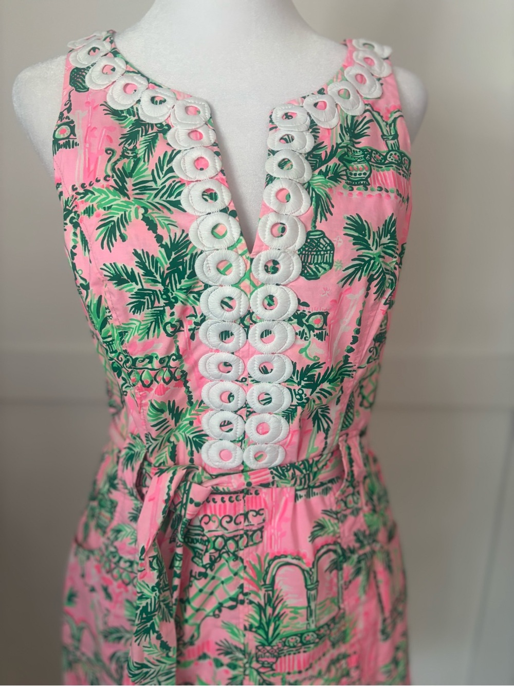 Lilly Pulitzer Guliana Stretch Dress size 2 in excellent condition. - Picture 6 of 7